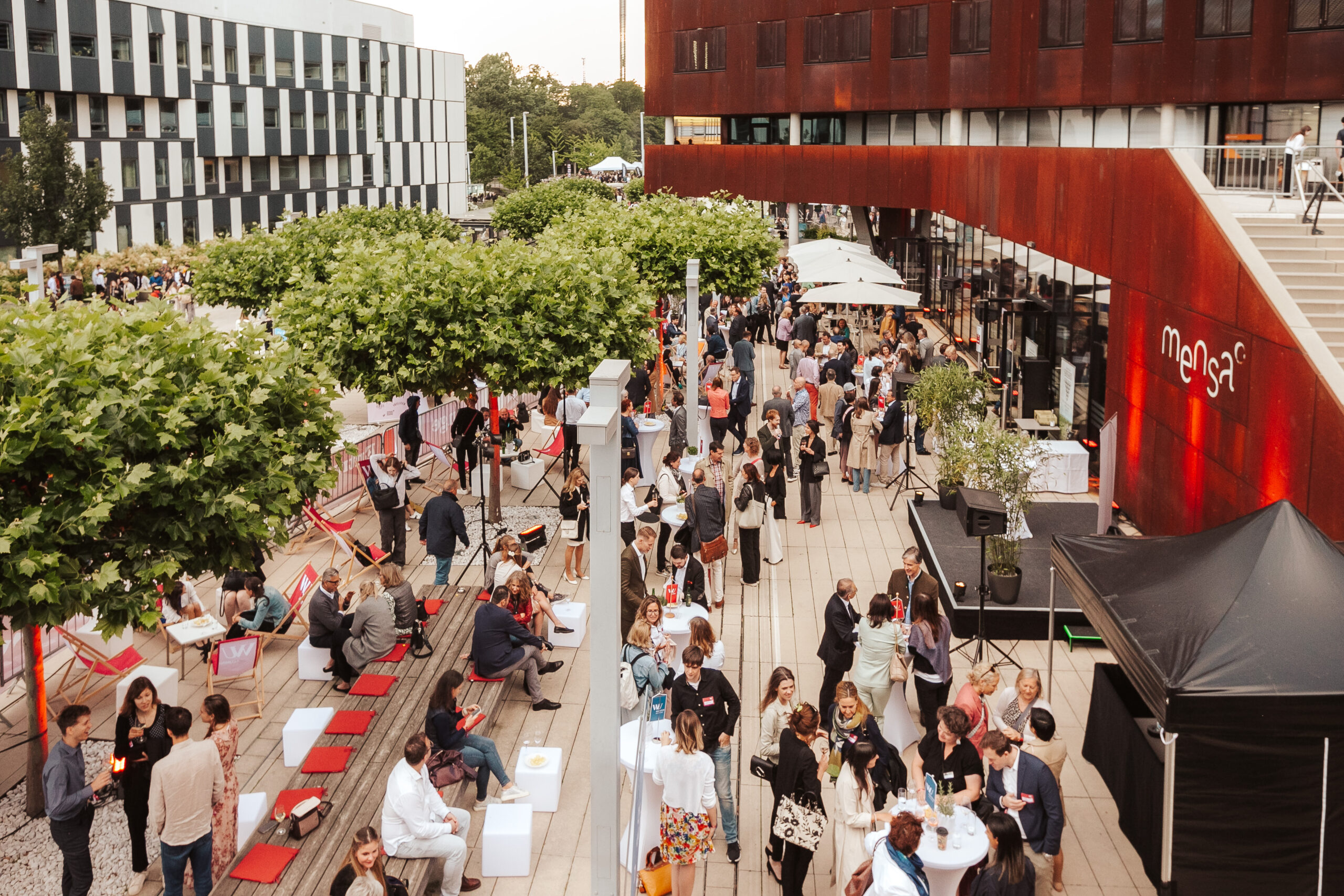 (c)PhilippLipiarski-2-5