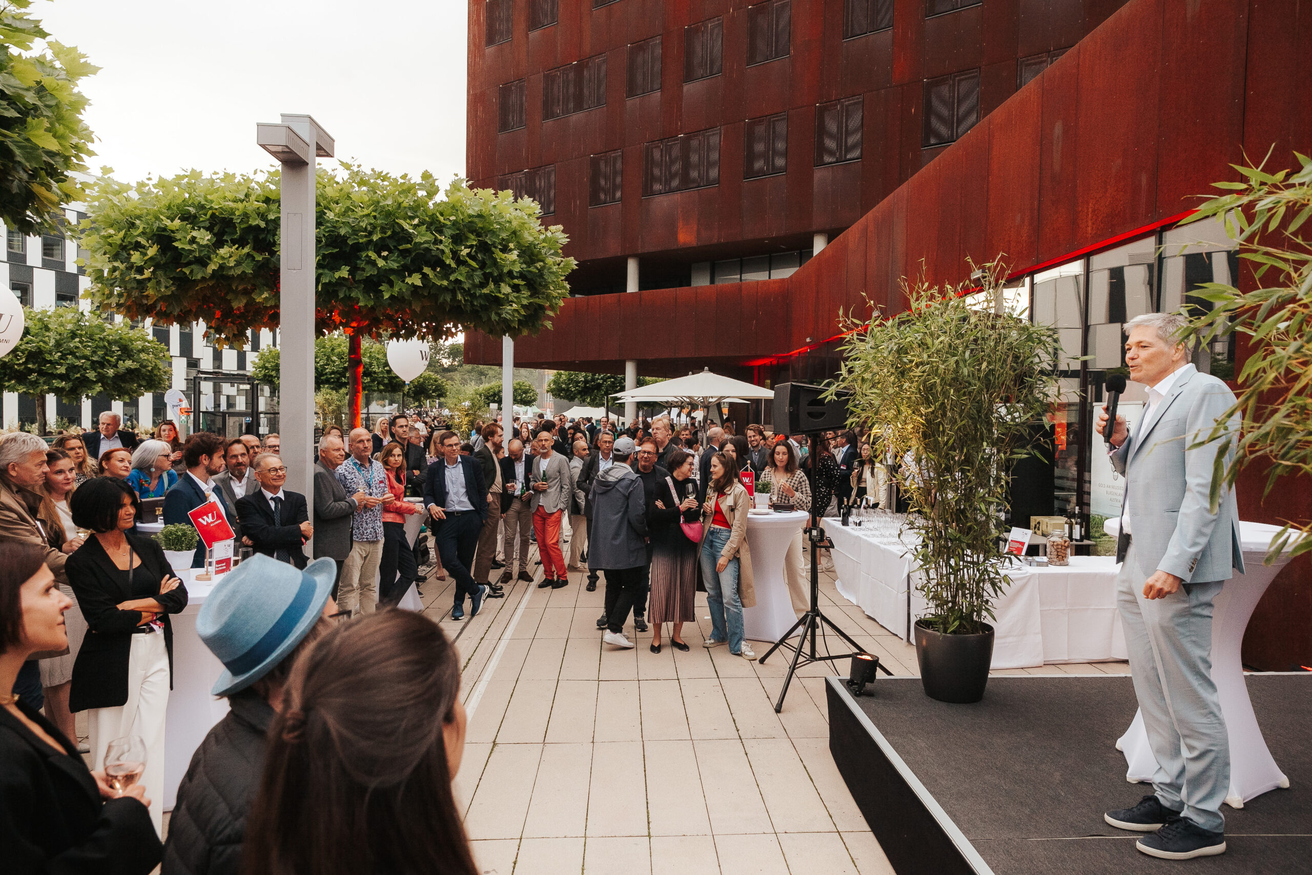 (c)PhilippLipiarski-9014